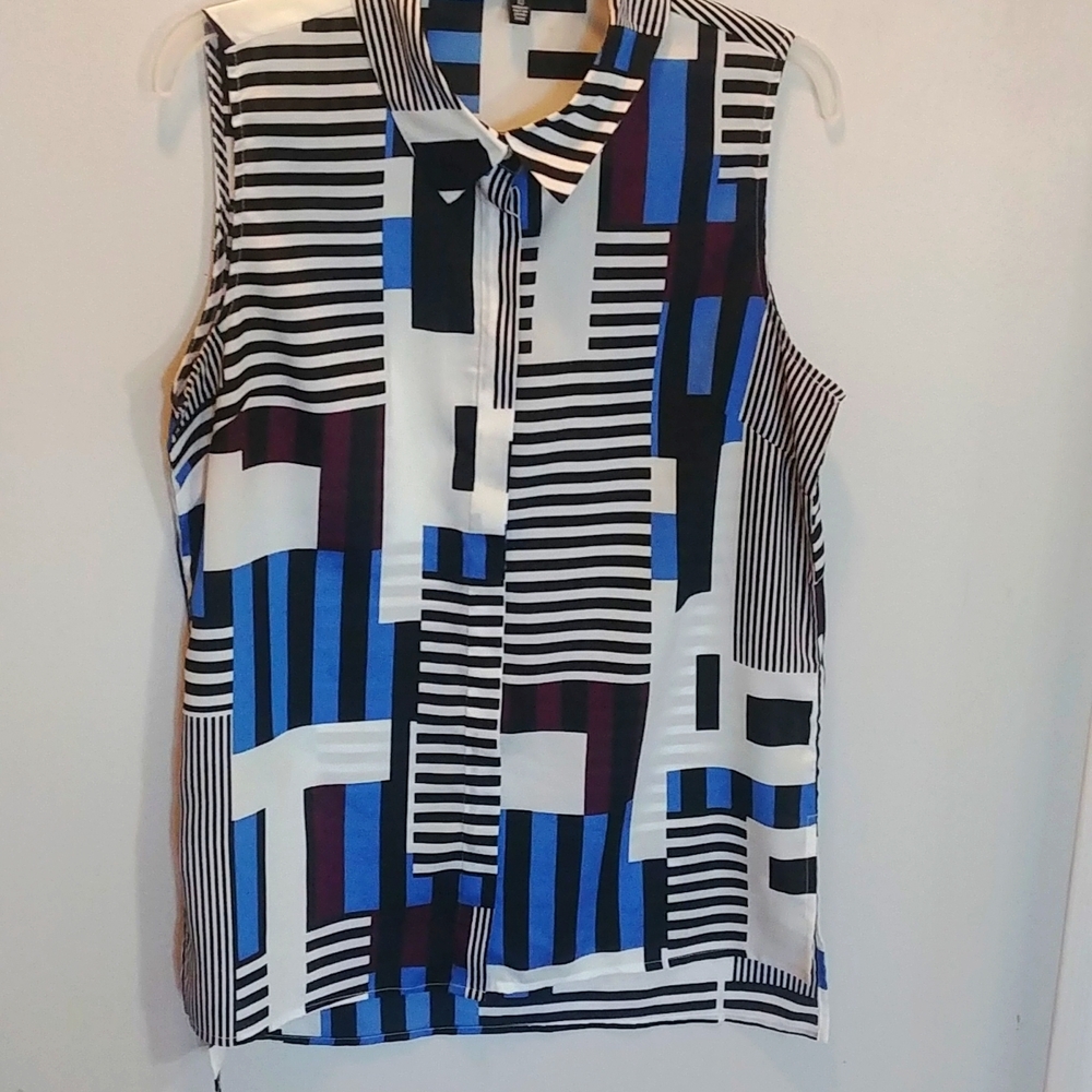 Carre Noir Ladies Sleeveless Top